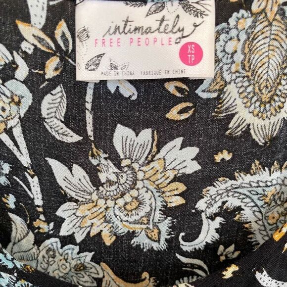 Free People Floral Print Lace Cutout Ruffle Sharkbite Hem Dress Size Extra Small - Picture 3 of 6